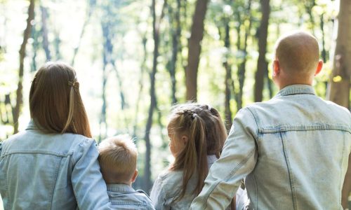 famille parents et enfants slow parenting